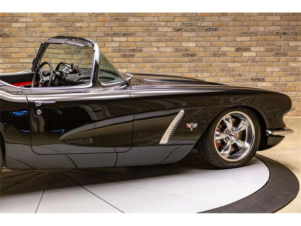1962 Chevrolet Corvette C1 - Image 14 of 31