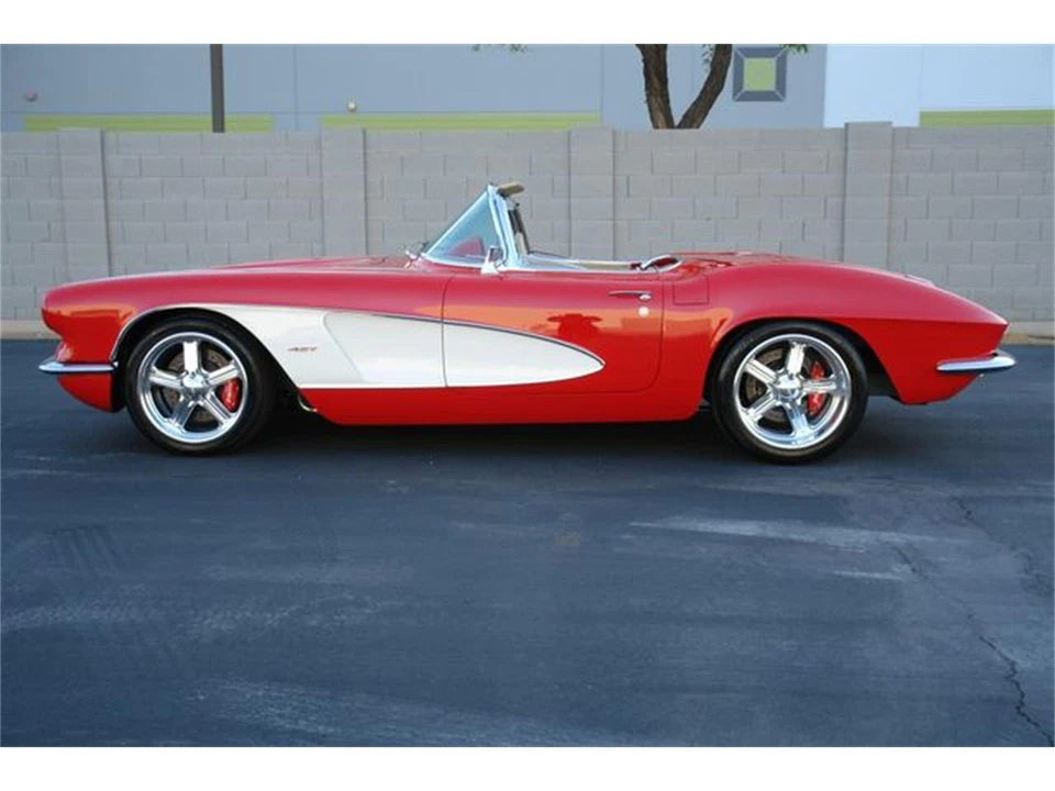 1962 Chevrolet Corvette C1 - Image 4 of 31