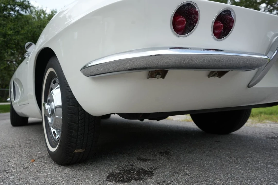 1962 Chevrolet Corvette C1 - Image 12 of 21
