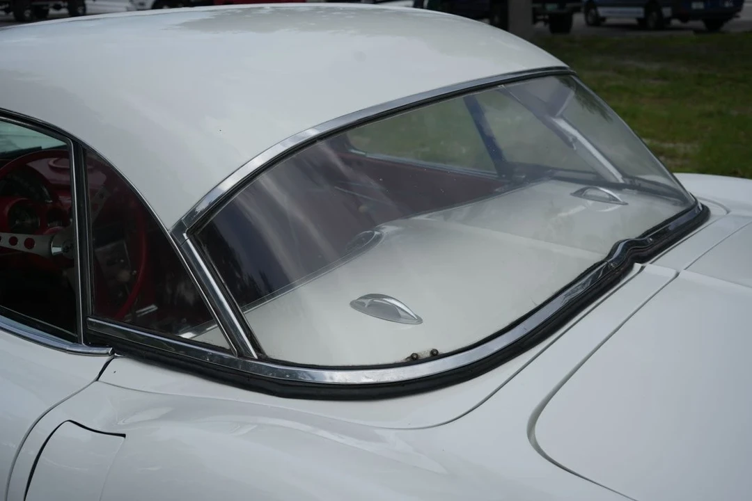 1962 Chevrolet Corvette C1 - Image 4 of 21