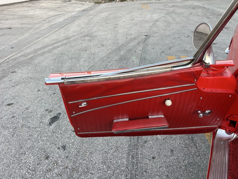 1962 Chevrolet Corvette C1 - Image 17 of 21