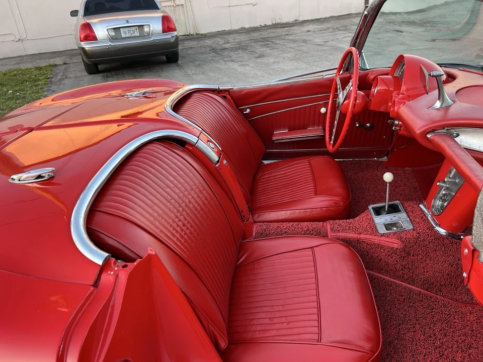 1962 Chevrolet Corvette C1 - Image 15 of 21