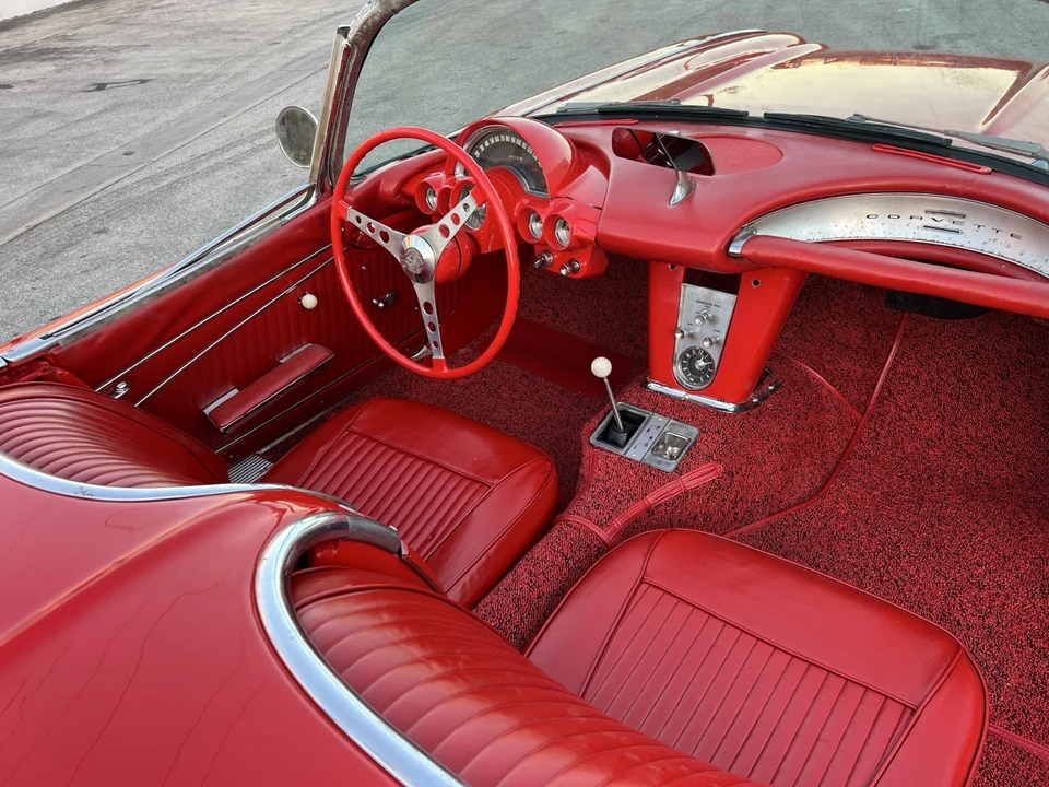 1962 Chevrolet Corvette C1 - Image 14 of 21