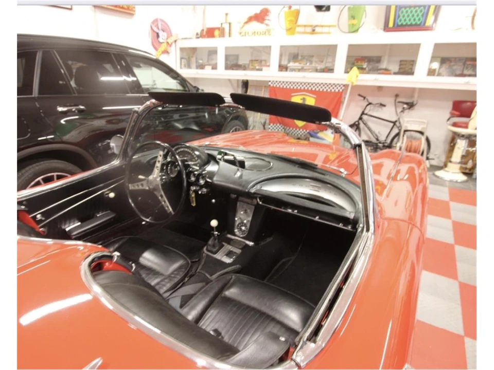1962 Chevrolet Corvette C1 - Image 8 of 12