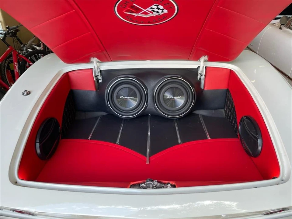 1962 Chevrolet Corvette C1 - Image 11 of 24