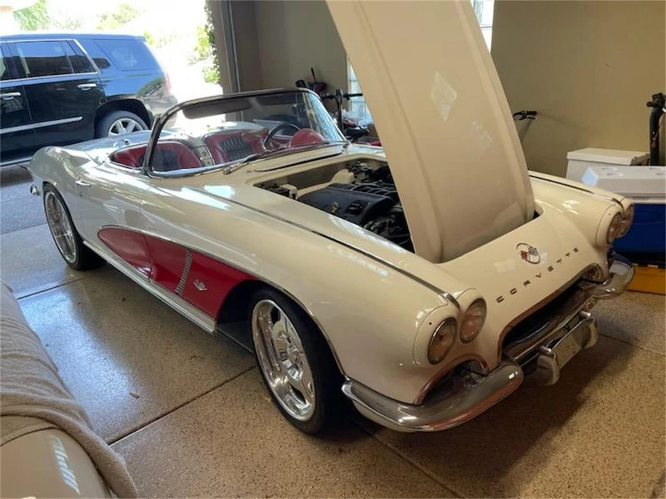 1962 Chevrolet Corvette C1 - Image 4 of 24