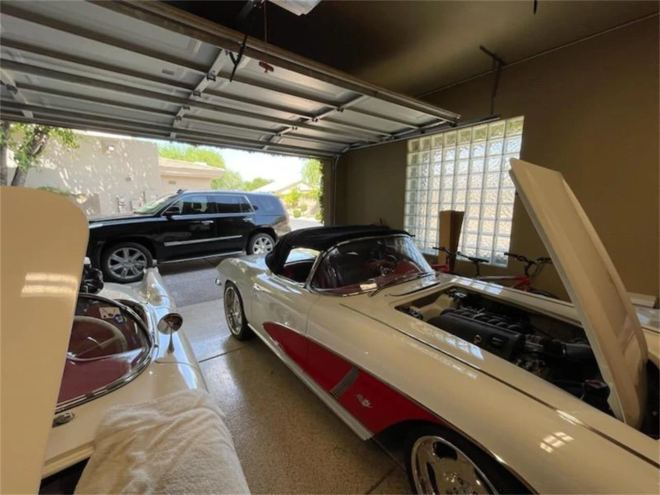 1962 Chevrolet Corvette C1 - Image 13 of 24