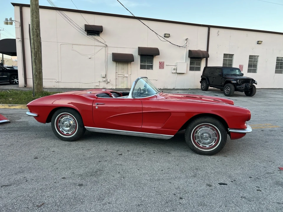1962 Chevrolet Corvette C1 - Image 8 of 21