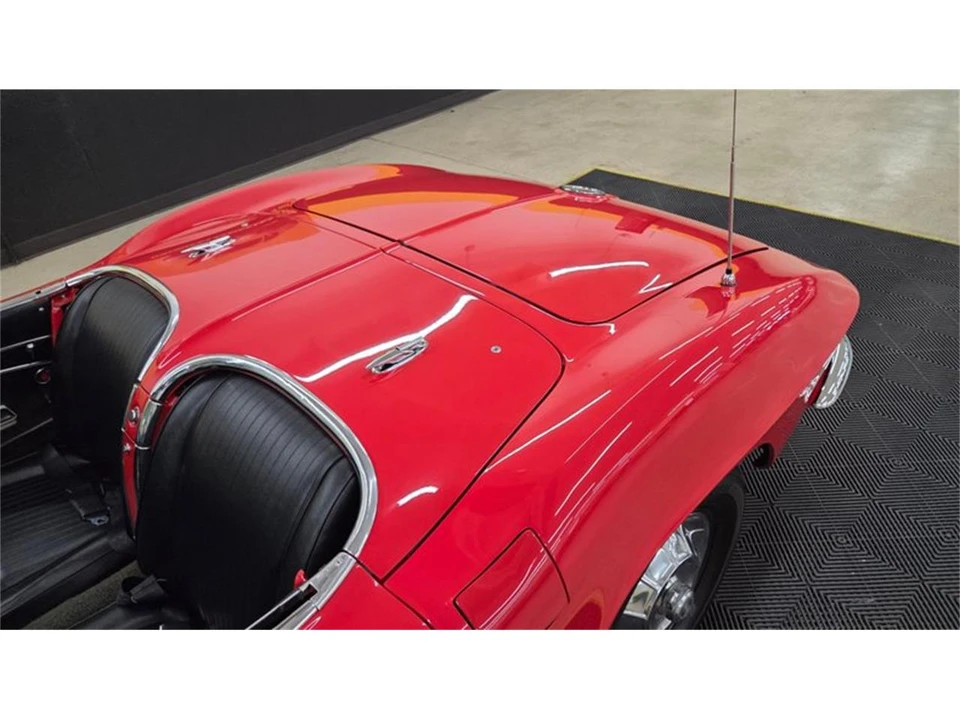 1962 Chevrolet Corvette C1 - Image 20 of 31