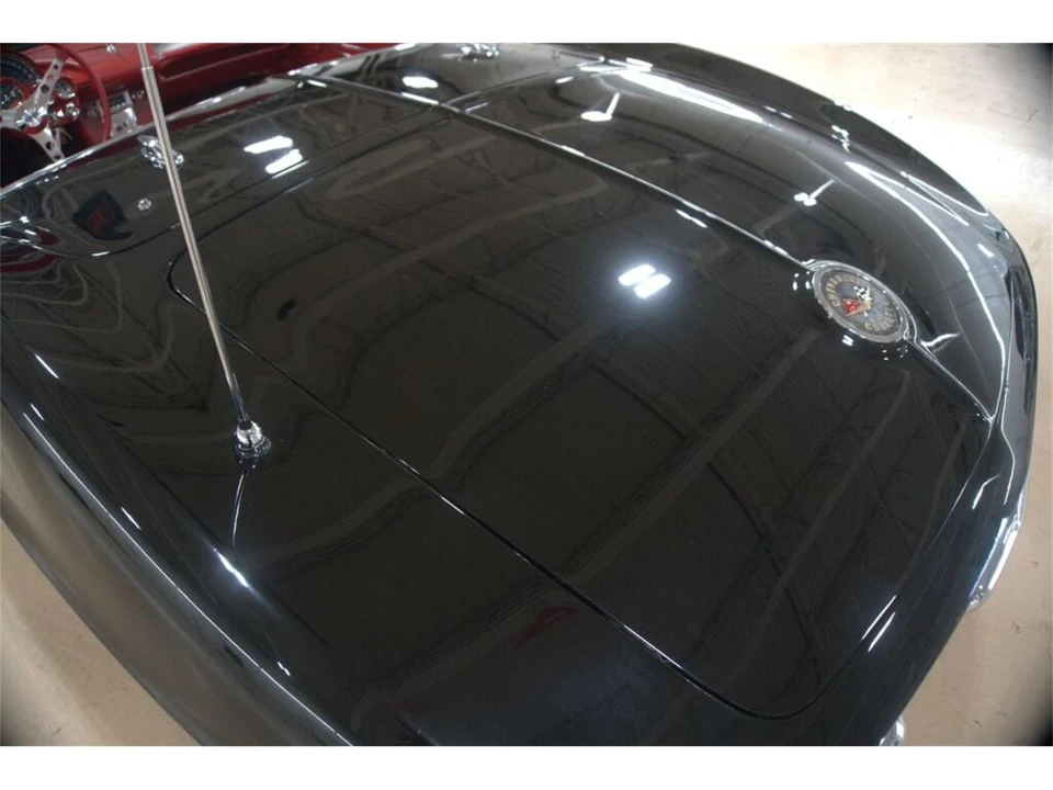 1962 Chevrolet Corvette C1 - Image 18 of 31