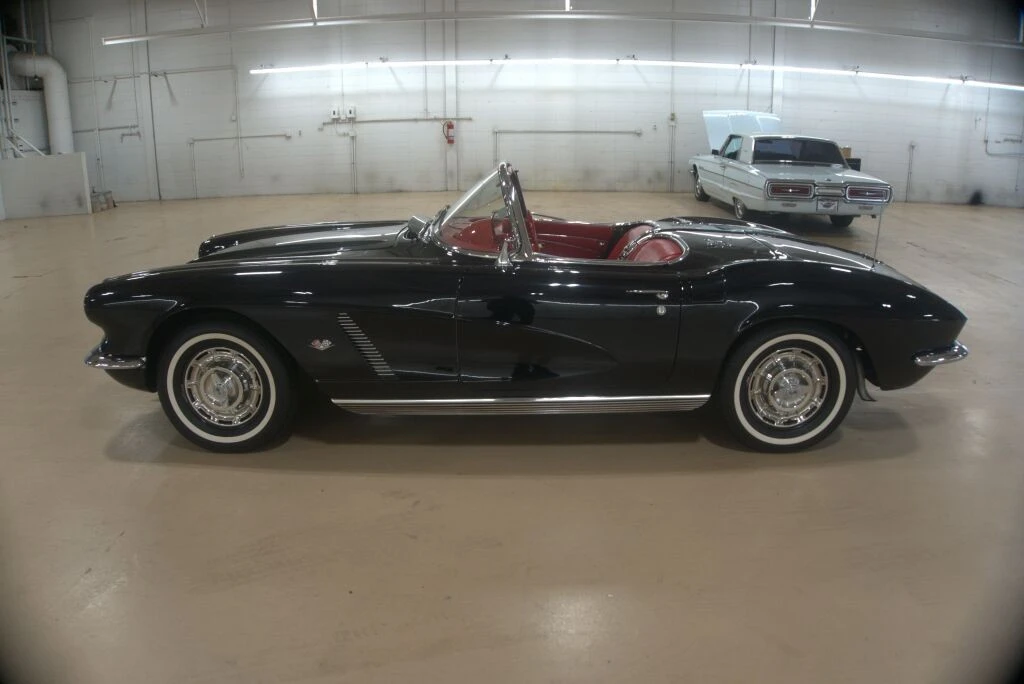 1962 Chevrolet Corvette C1 - Image 2 of 31