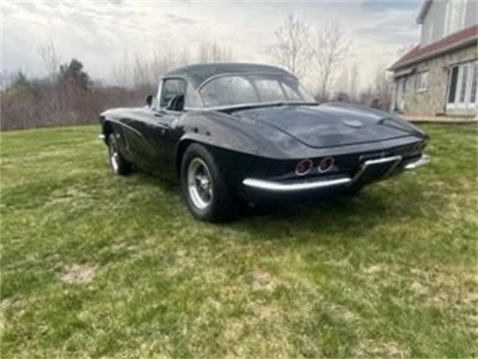1962 Chevrolet Corvette C1 - Image 2 of 12