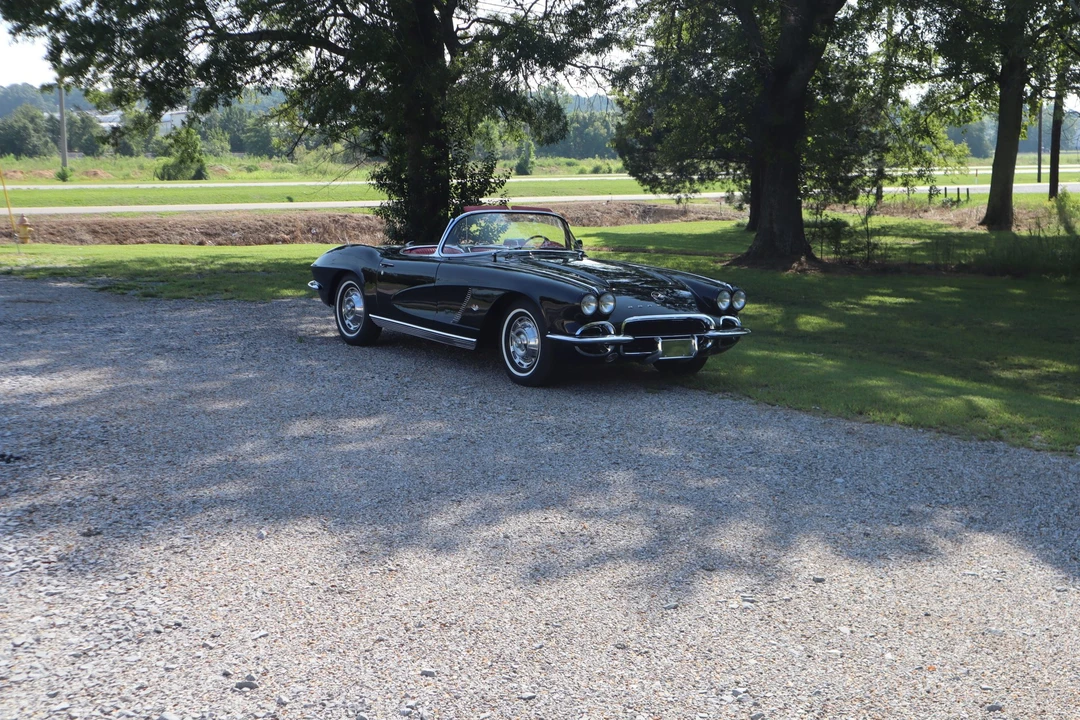 1962 Chevrolet Corvette C1 - Image 15 of 31
