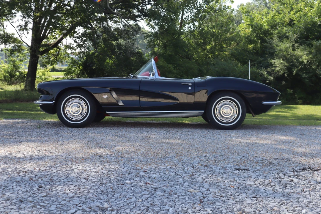 1962 Chevrolet Corvette C1 - Image 5 of 31