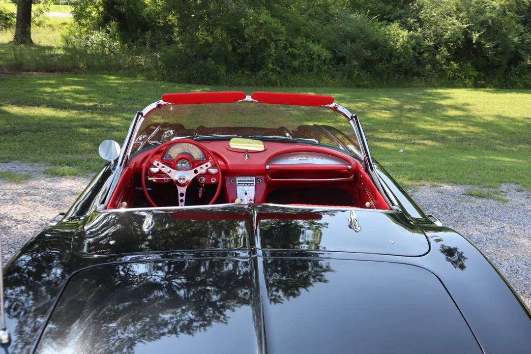 1962 Chevrolet Corvette C1 - Image 30 of 31