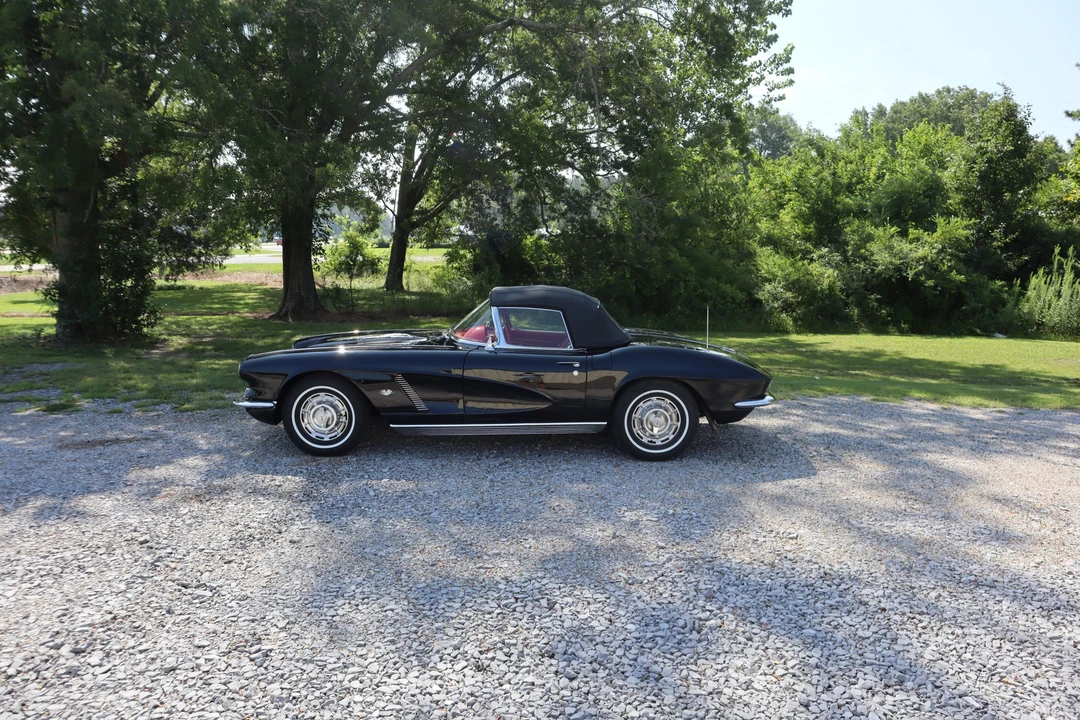 1962 Chevrolet Corvette C1 - Image 22 of 31