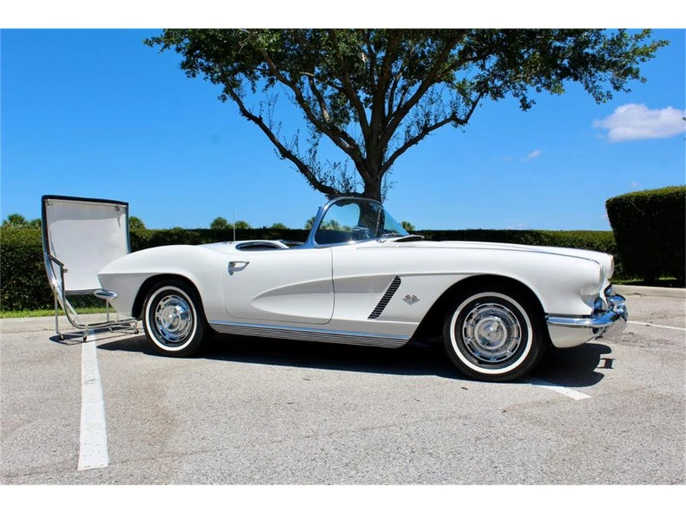 1962 Chevrolet Corvette C1 - Image 13 of 31