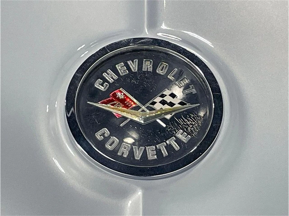 1962 Chevrolet Corvette C1 - Image 18 of 31