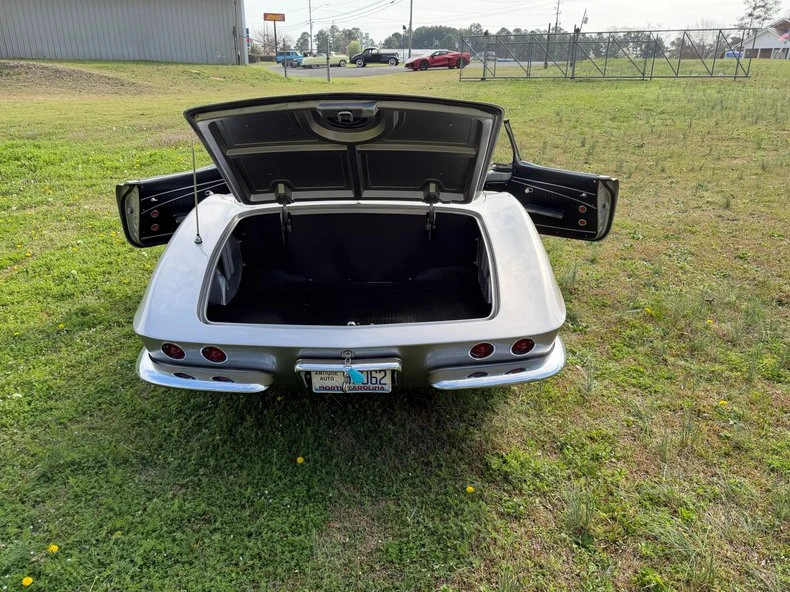 1962 Chevrolet Corvette C1 - Image 18 of 31