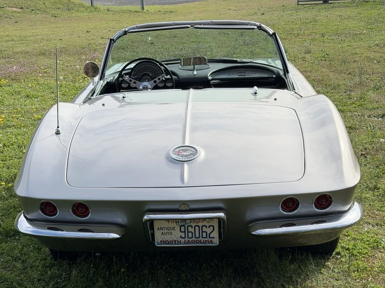 1962 Chevrolet Corvette C1 - Image 9 of 31