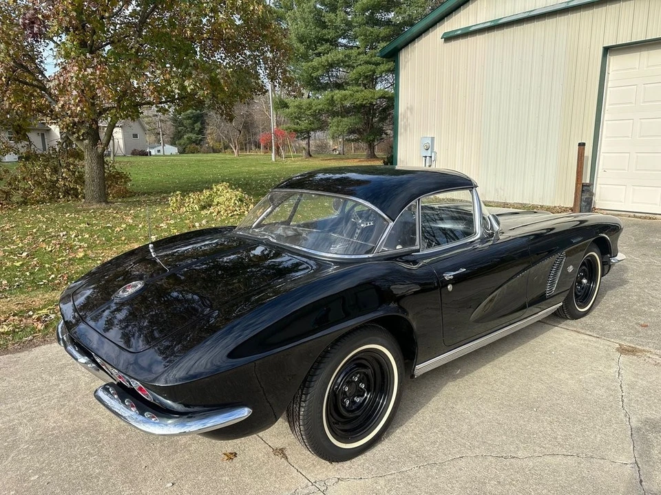 1962 Chevrolet Corvette C1 - Image 13 of 31