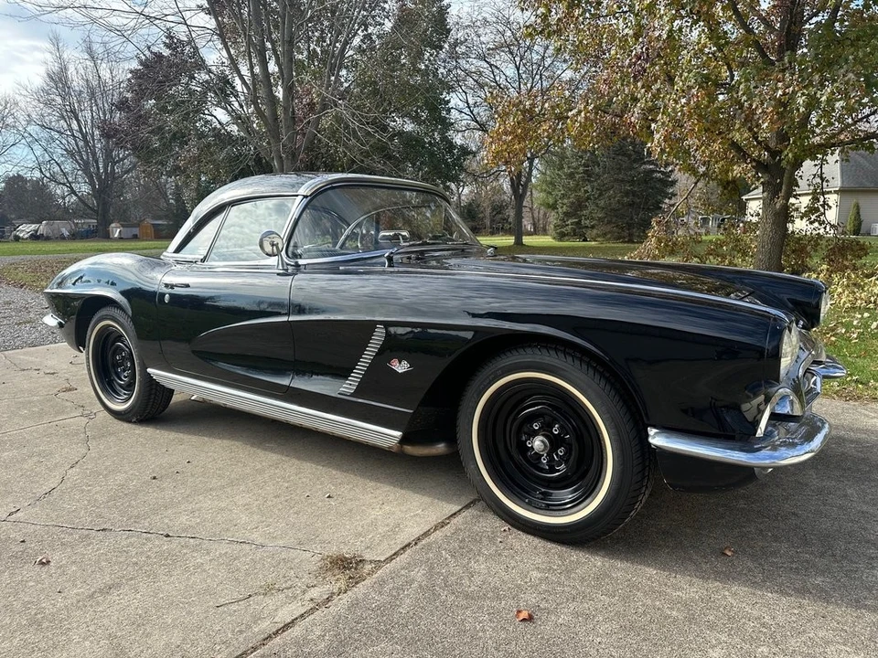 1962 Chevrolet Corvette C1 - Image 11 of 31