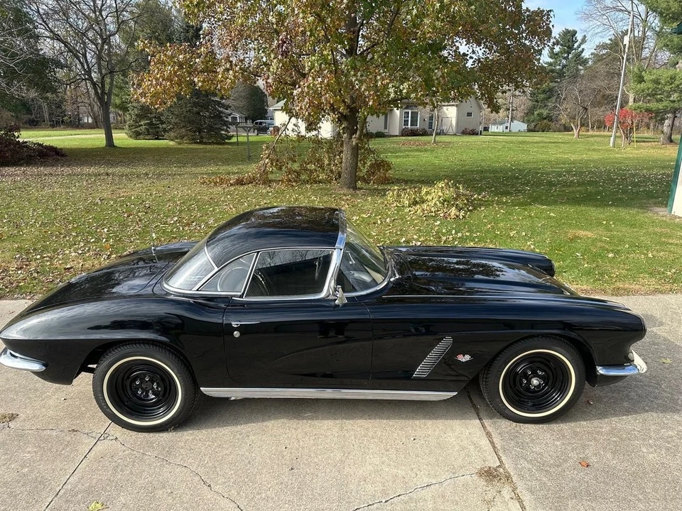 1962 Chevrolet Corvette C1 - Image 10 of 31