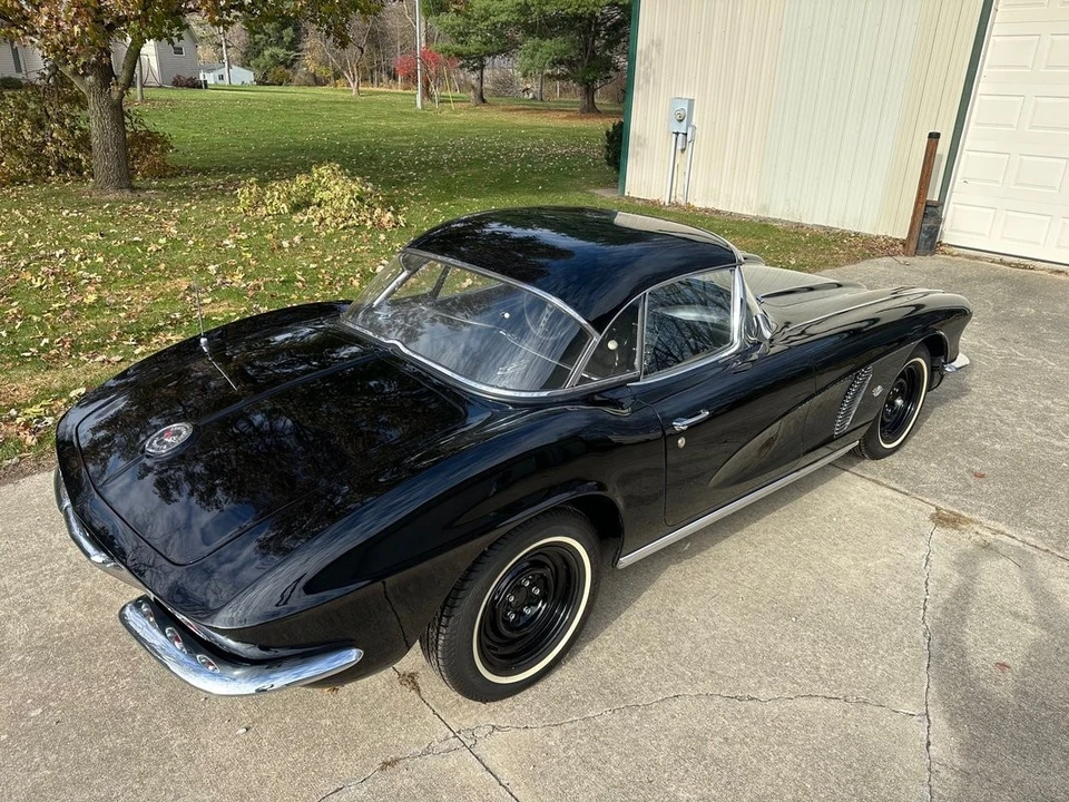 1962 Chevrolet Corvette C1 - Image 22 of 31