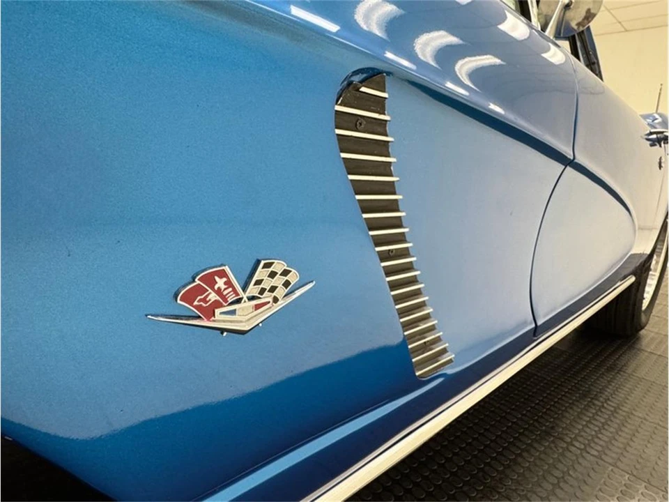 1962 Chevrolet Corvette C1 - Image 16 of 31