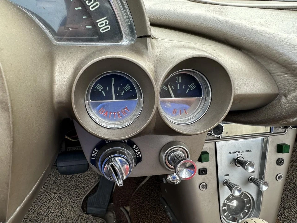 1962 Chevrolet Corvette C1 - Image 18 of 31