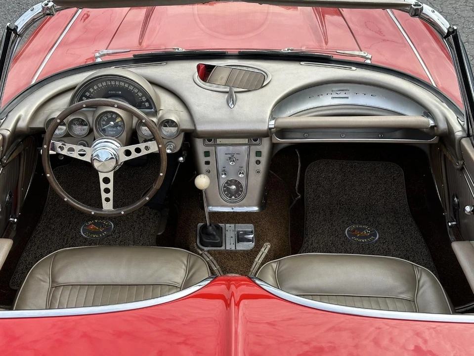 1962 Chevrolet Corvette C1 - Image 28 of 31