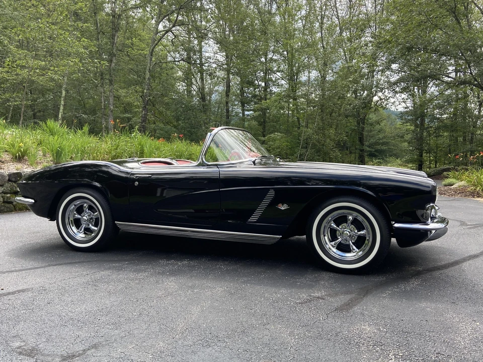 1962 Chevrolet Corvette C1 - Image 18 of 31