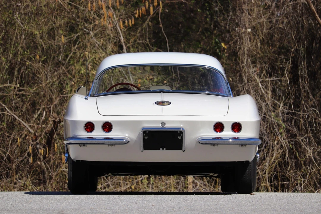 1962 Chevrolet Corvette C1 - Image 14 of 31