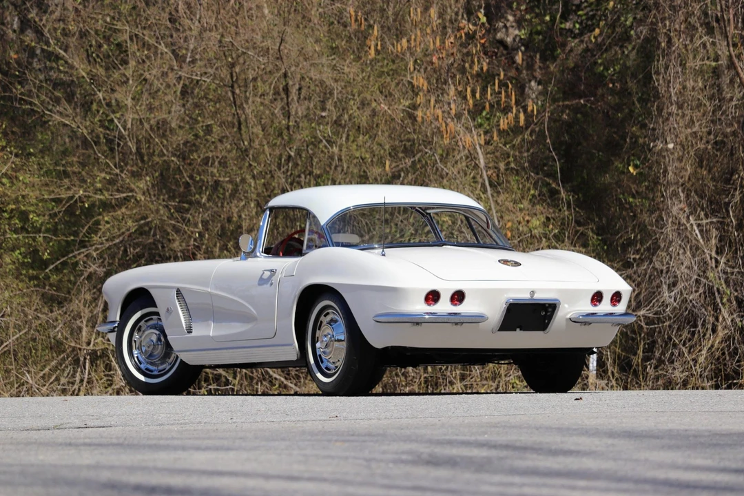 1962 Chevrolet Corvette C1 - Image 13 of 31