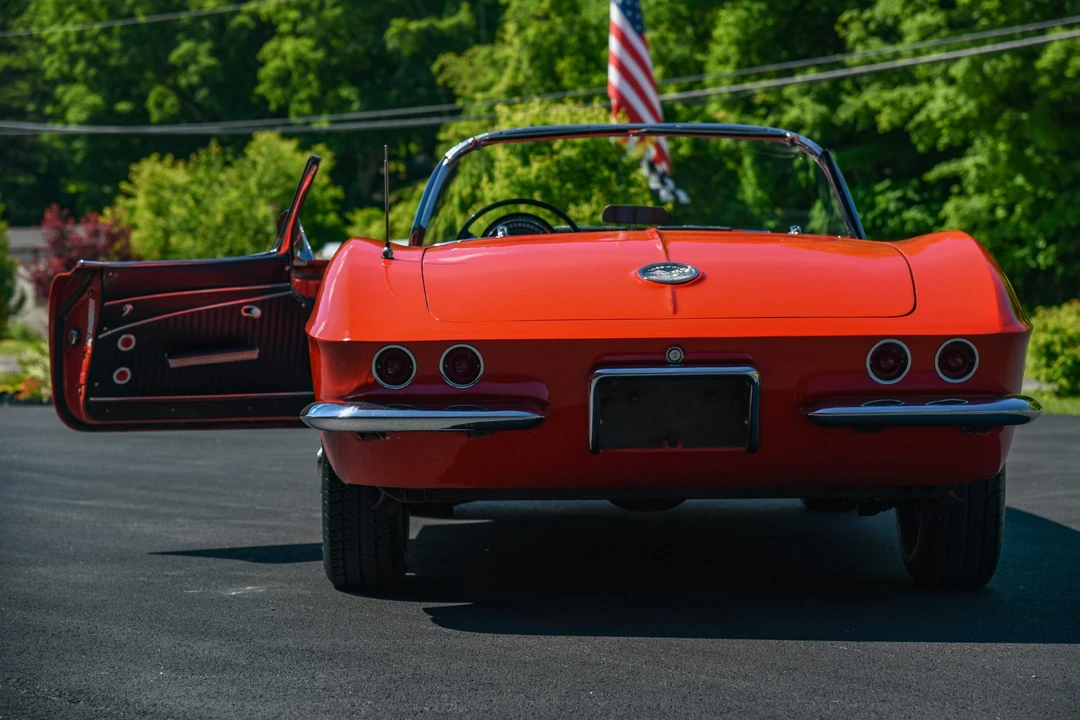 1962 Chevrolet Corvette C1 - Image 13 of 31