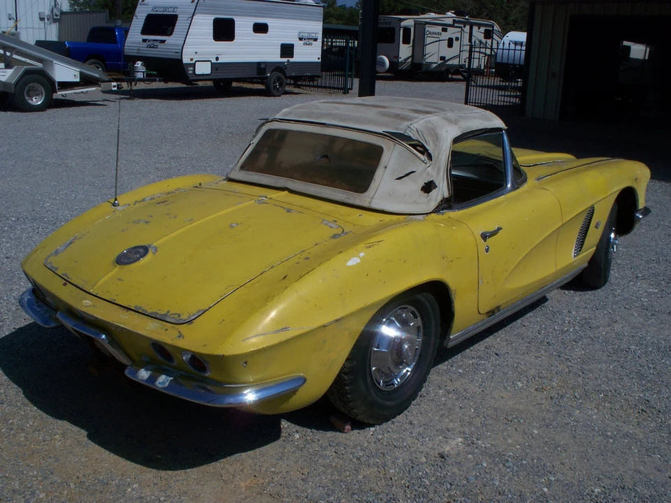 1962 Chevrolet Corvette C1 - Image 14 of 31