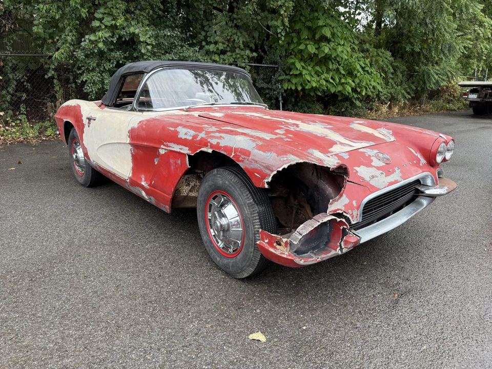 1962 Chevrolet Corvette C1 - Image 8 of 31