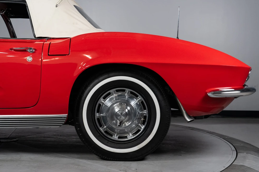 1962 Chevrolet Corvette C1 - Image 15 of 31