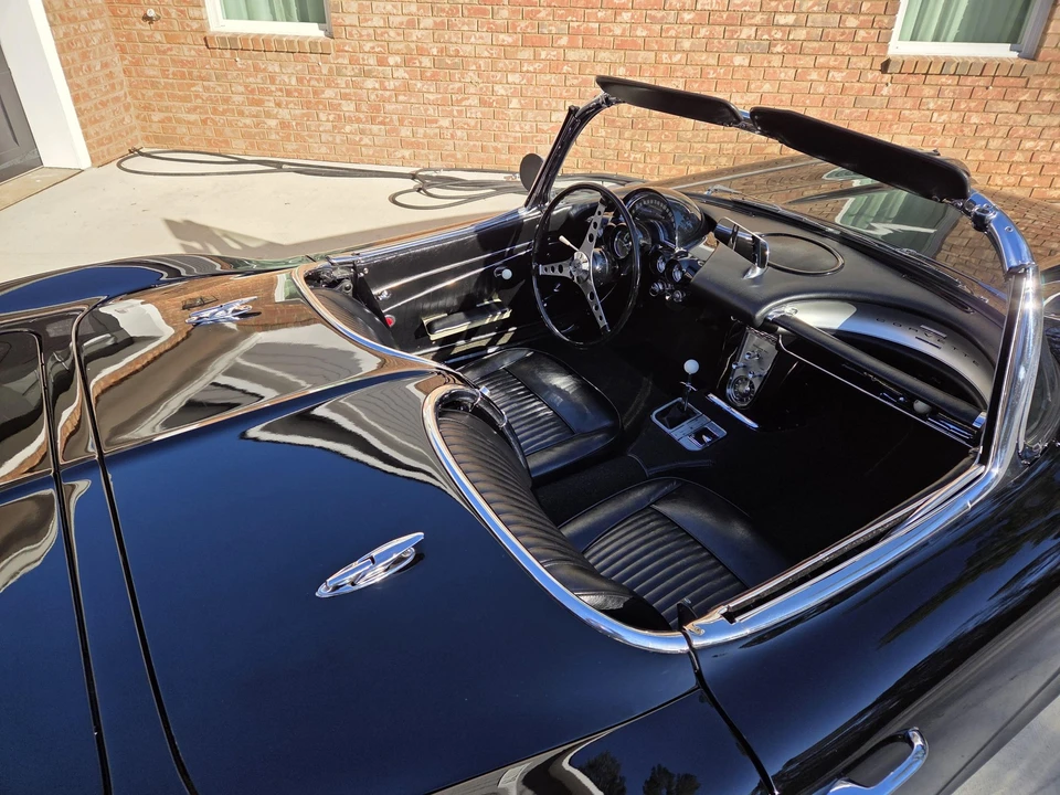 1962 Chevrolet Corvette C1 - Image 22 of 31