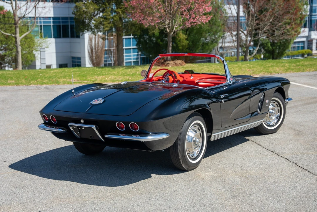 1962 Chevrolet Corvette C1 - Image 14 of 31