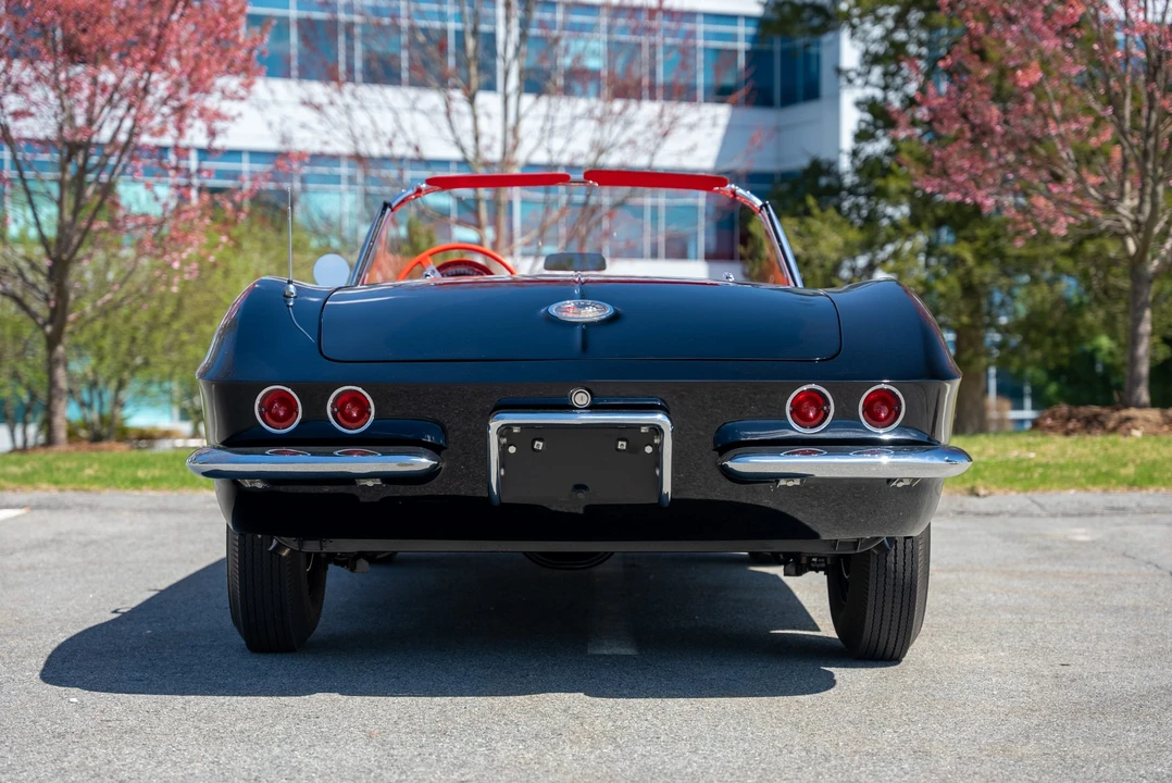 1962 Chevrolet Corvette C1 - Image 12 of 31