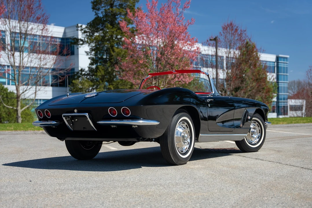 1962 Chevrolet Corvette C1 - Image 13 of 31