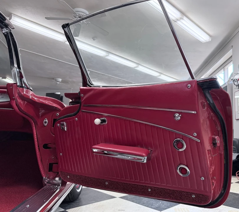1962 Chevrolet Corvette C1 - Image 16 of 31