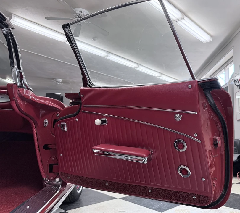 1962 Chevrolet Corvette C1 - Image 17 of 31