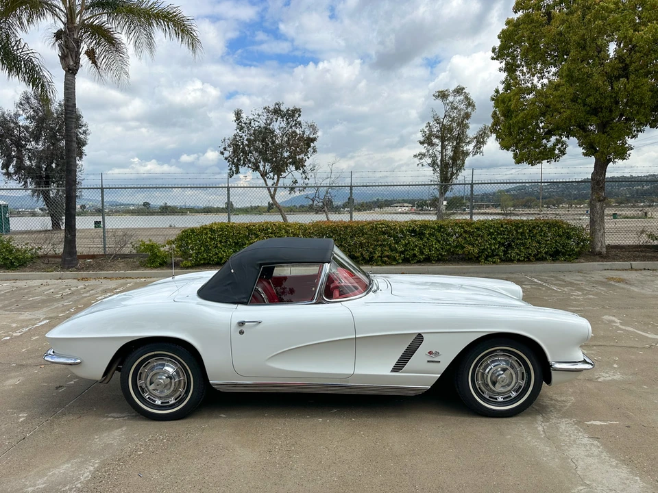 1962 Chevrolet Corvette C1 - Image 12 of 31