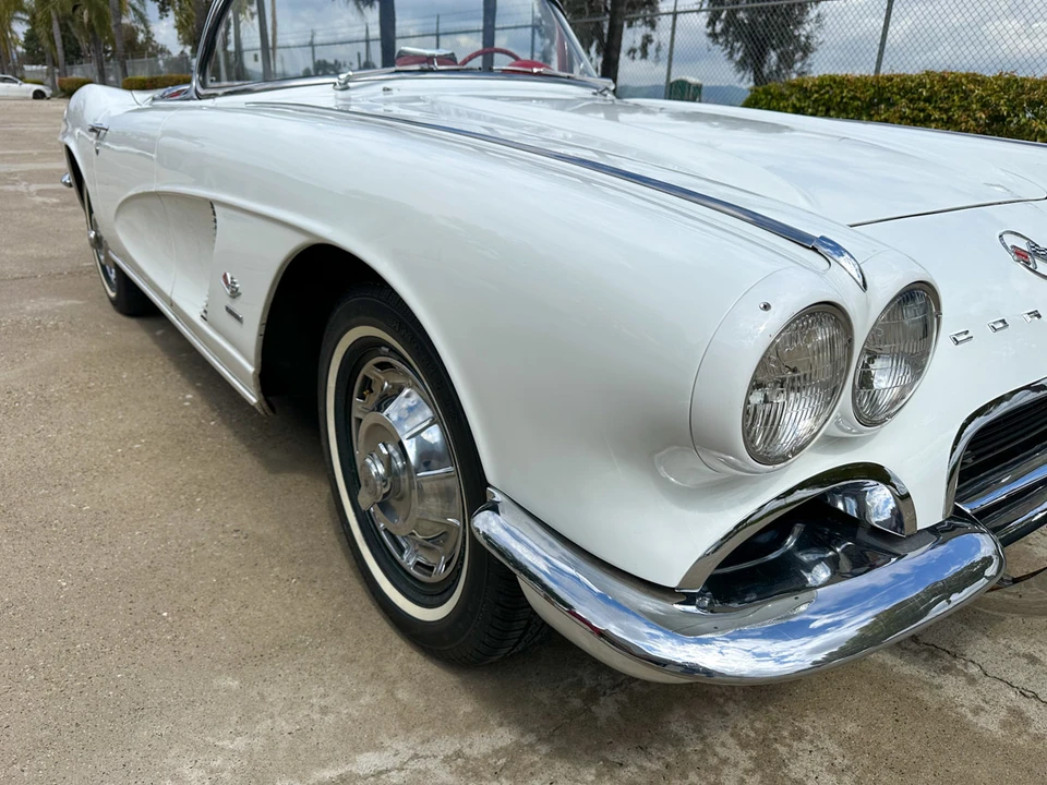 1962 Chevrolet Corvette C1 - Image 17 of 31