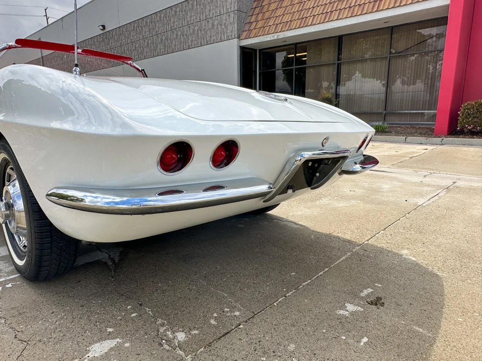 1962 Chevrolet Corvette C1 - Image 23 of 31