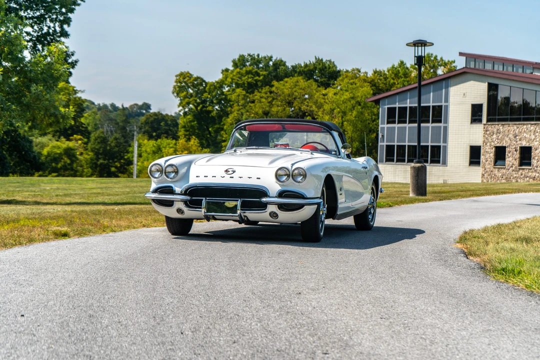 1962 Chevrolet Corvette C1 - Image 2 of 31