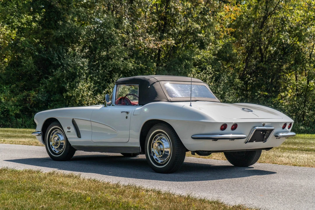1962 Chevrolet Corvette C1 - Image 16 of 31