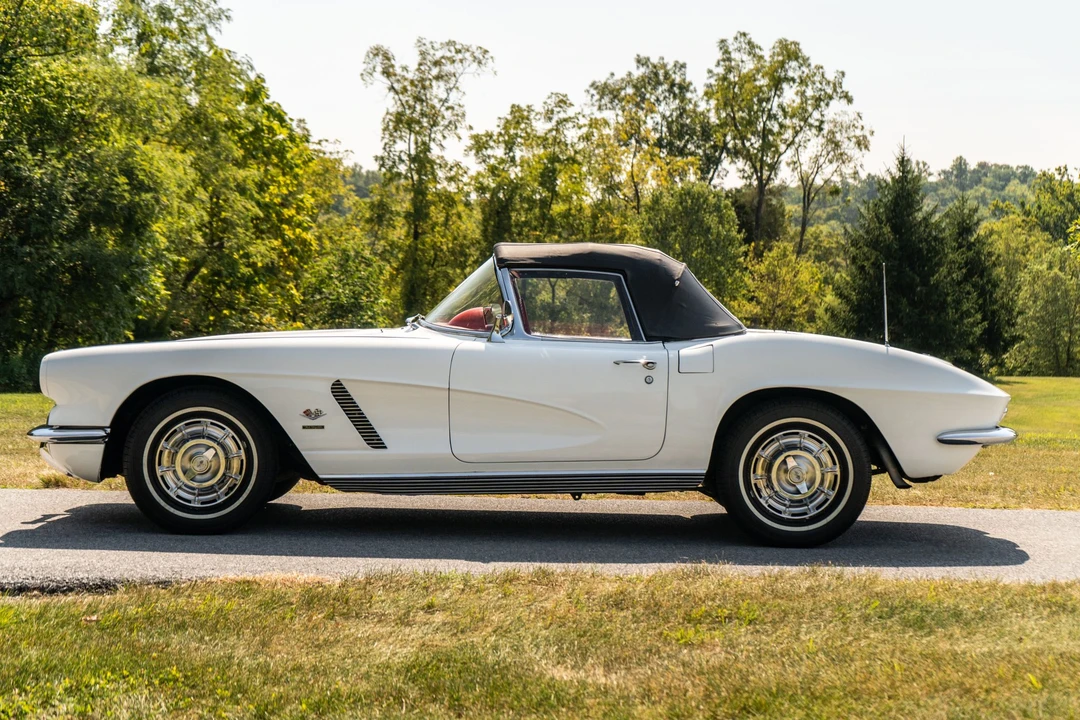 1962 Chevrolet Corvette C1 - Image 13 of 31